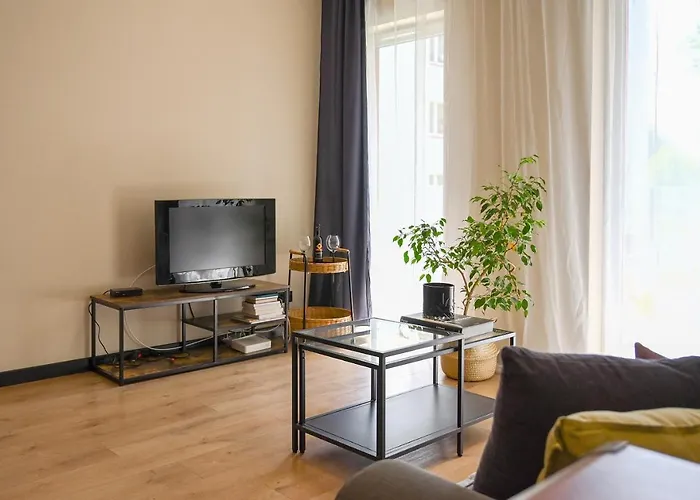 Praktyczny Apartament Z Cichym Tarasem